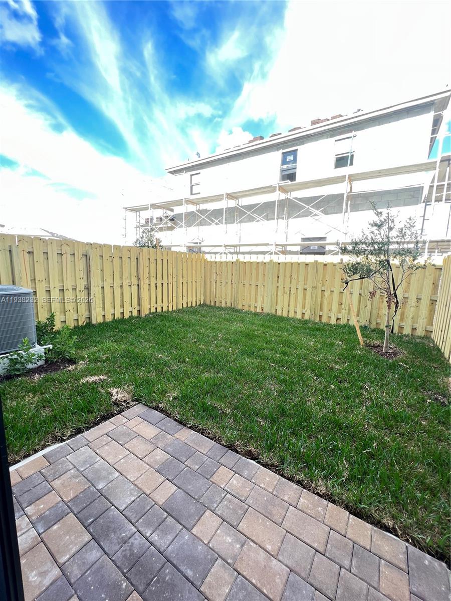 12765 Southwest 234th Terrace Homestead, FL 33032 - Photo 18 of 21