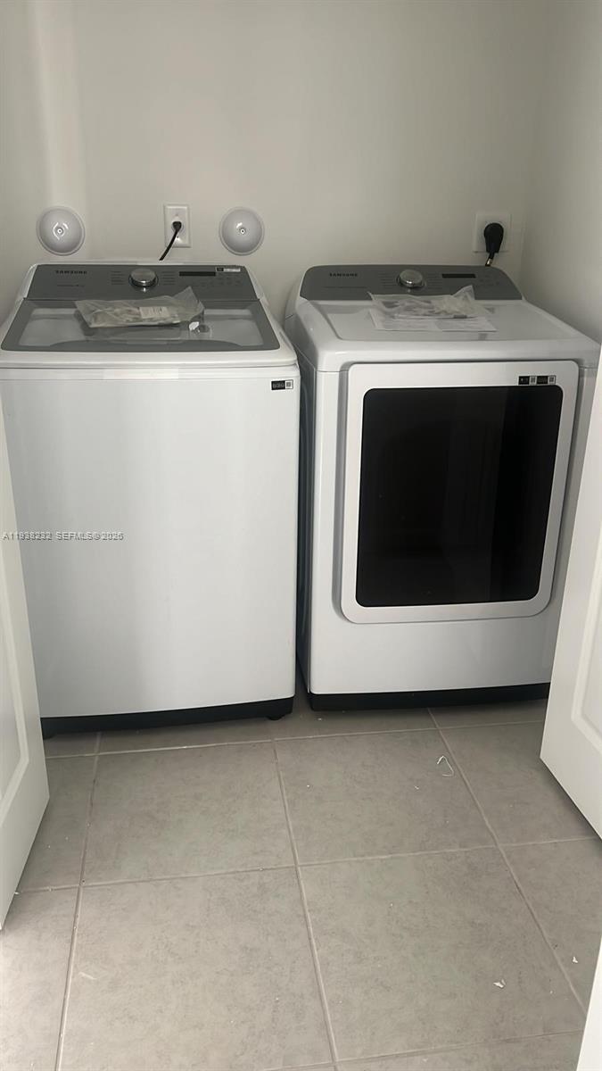 12765 Southwest 234th Terrace Homestead, FL 33032 - Photo 6 of 21