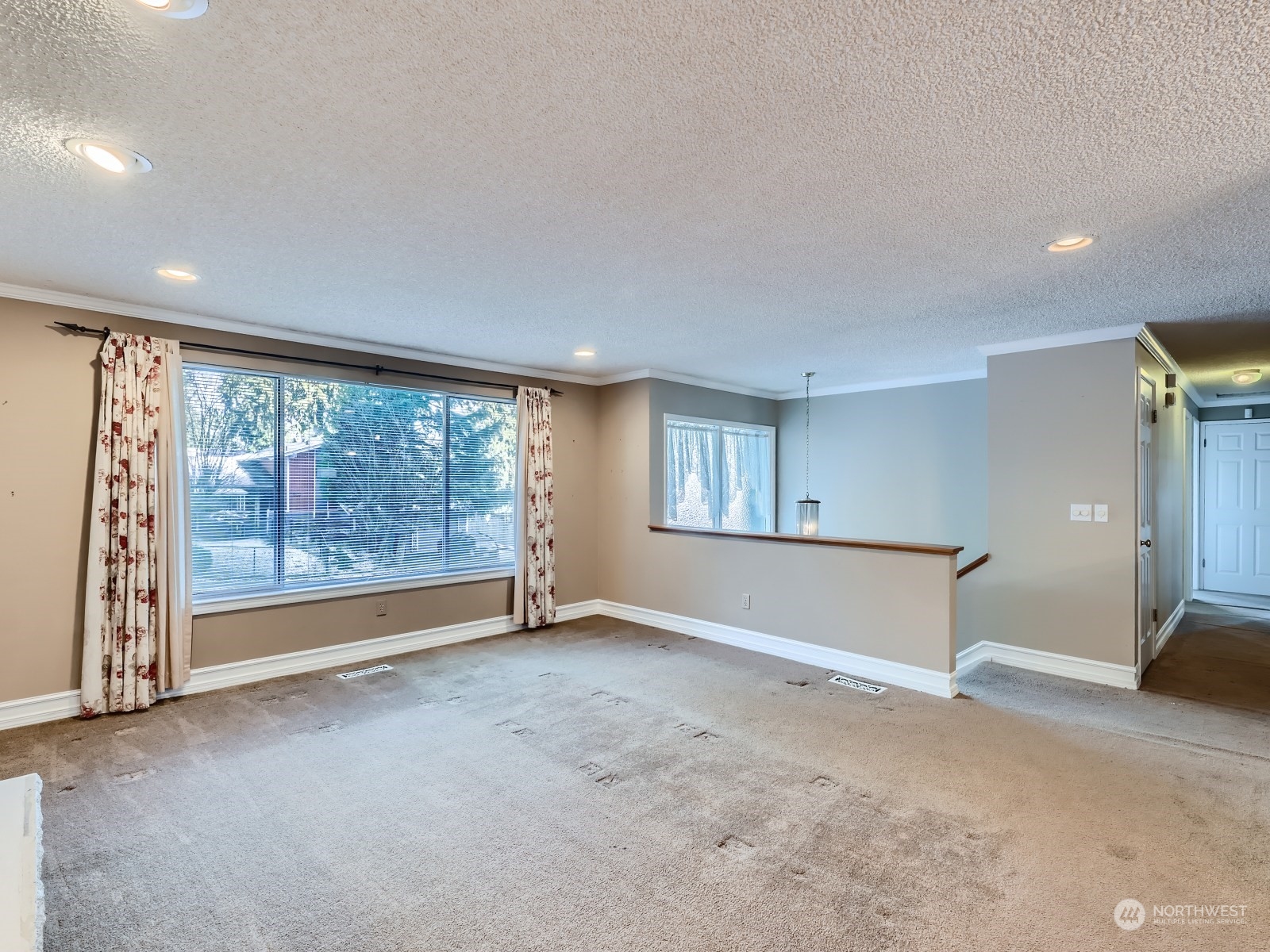 2730 Forest View Drive Everett, WA 98203 - Photo 5 of 28 a view of an empty room with wooden floor and a window