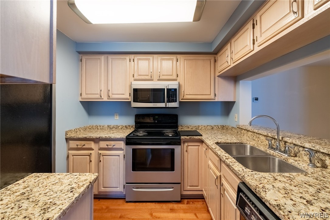 990 Hopkins Road, Unit G Amherst, NY 14221 - Photo 9 of 24