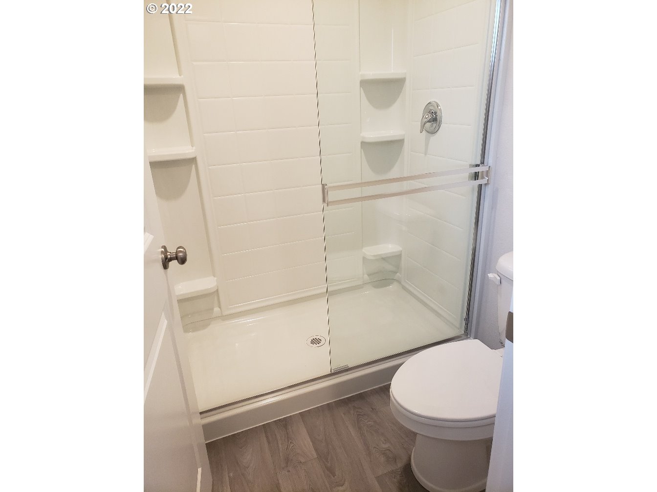223 Northeast 28th Court Ridgefield, WA 98642 - Photo 12 of 28 Bathroom, Attached