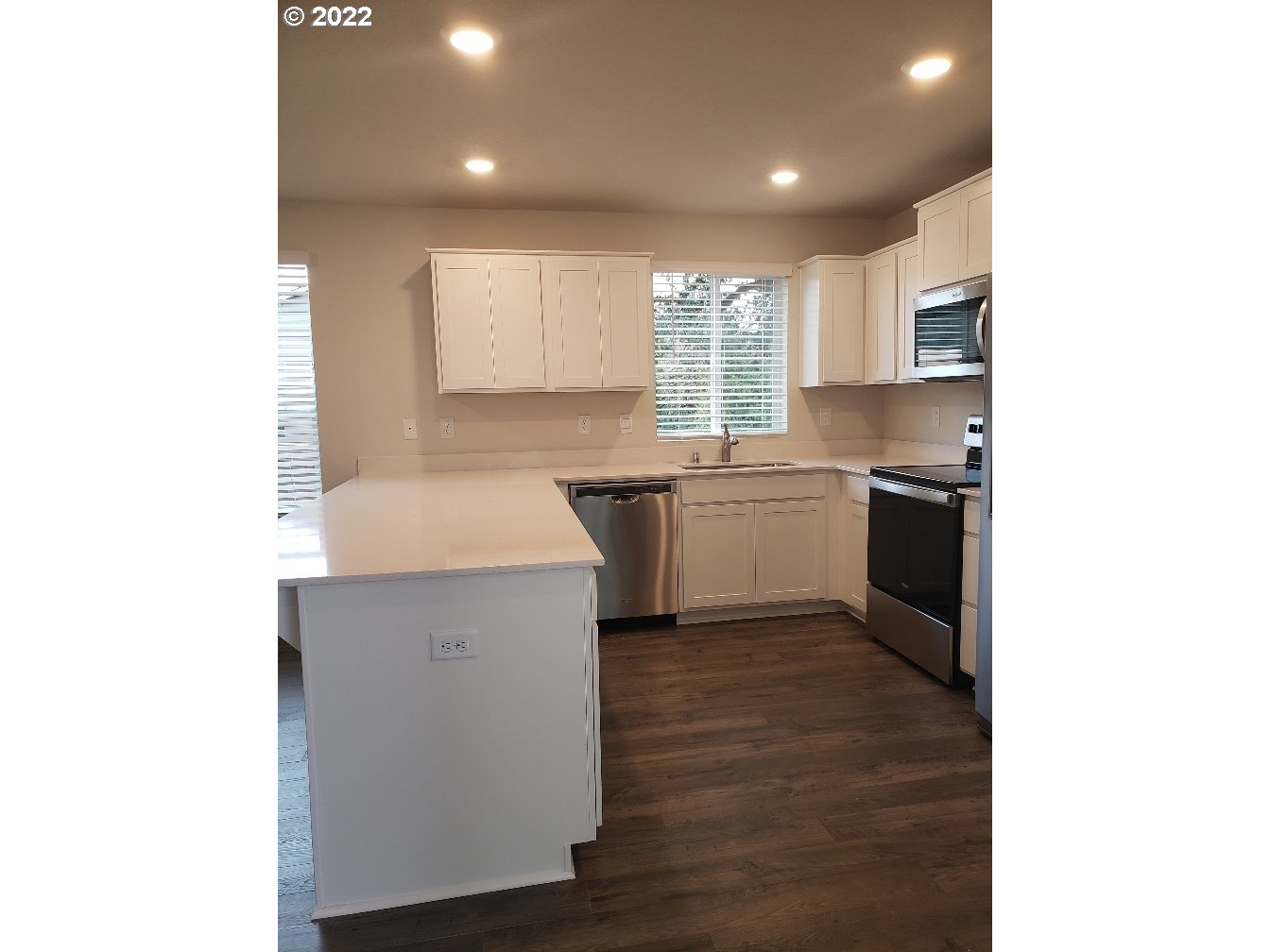 223 Northeast 28th Court Ridgefield, WA 98642 - Photo 8 of 28 Kitchen