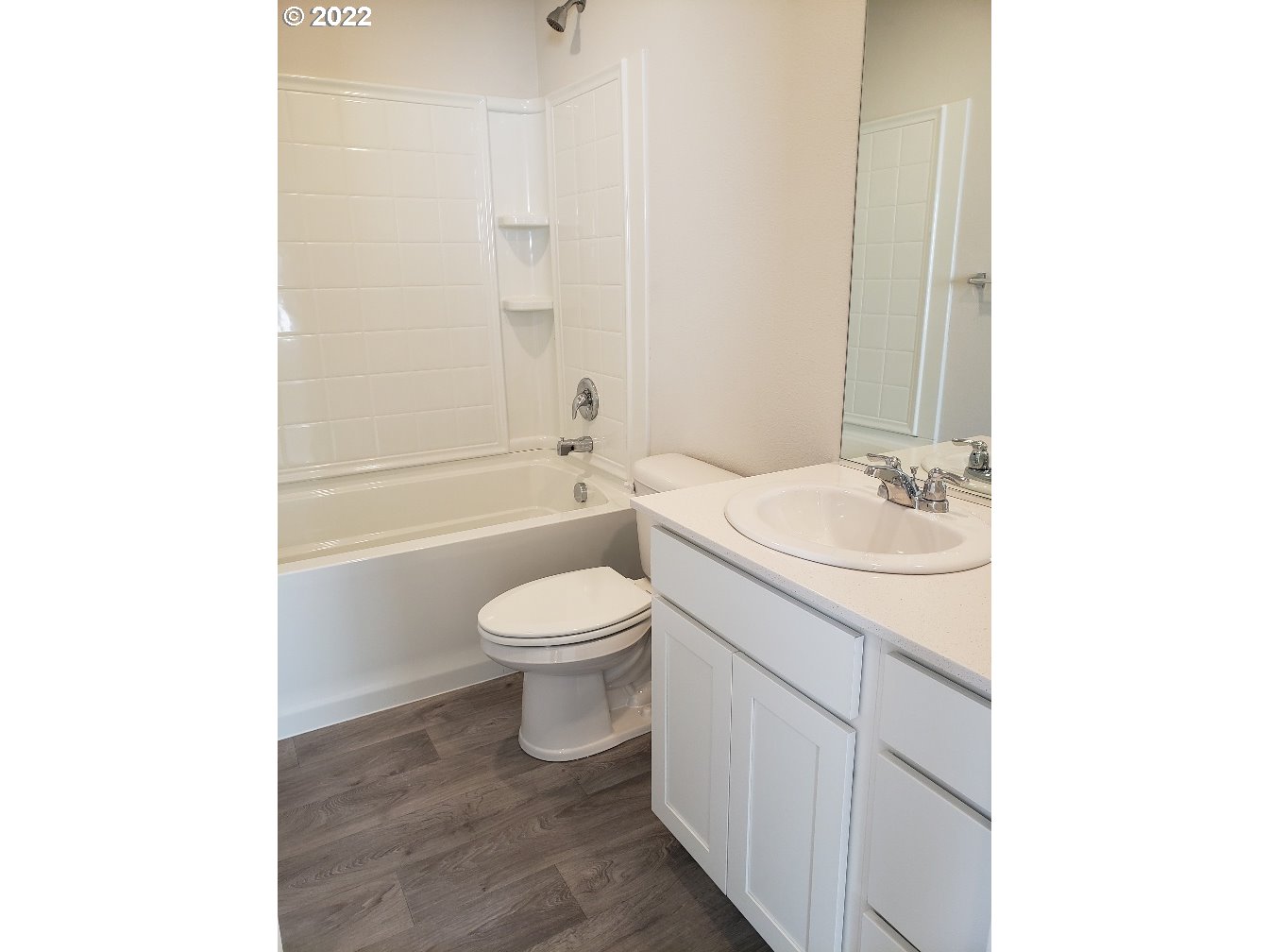 223 Northeast 28th Court Ridgefield, WA 98642 - Photo 10 of 28 Bathroom
