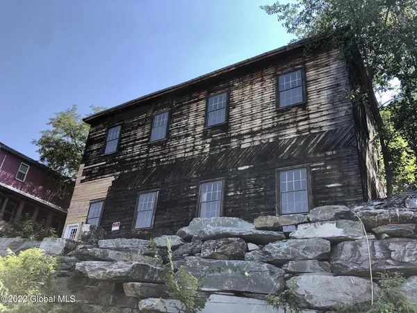 $99,900 | 76 North Williams Street, Whitehall, NY 12887