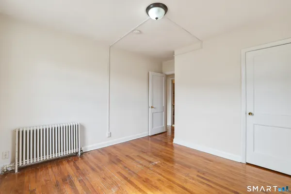 $1,700 | 957 William Street, Unit B, Bridgeport, CT 06608