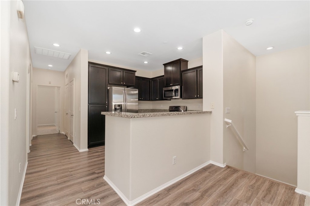 16001 Chase Road, Unit 91 Fontana, CA 92336 - Photo 10 of 39 Gallery Image 10