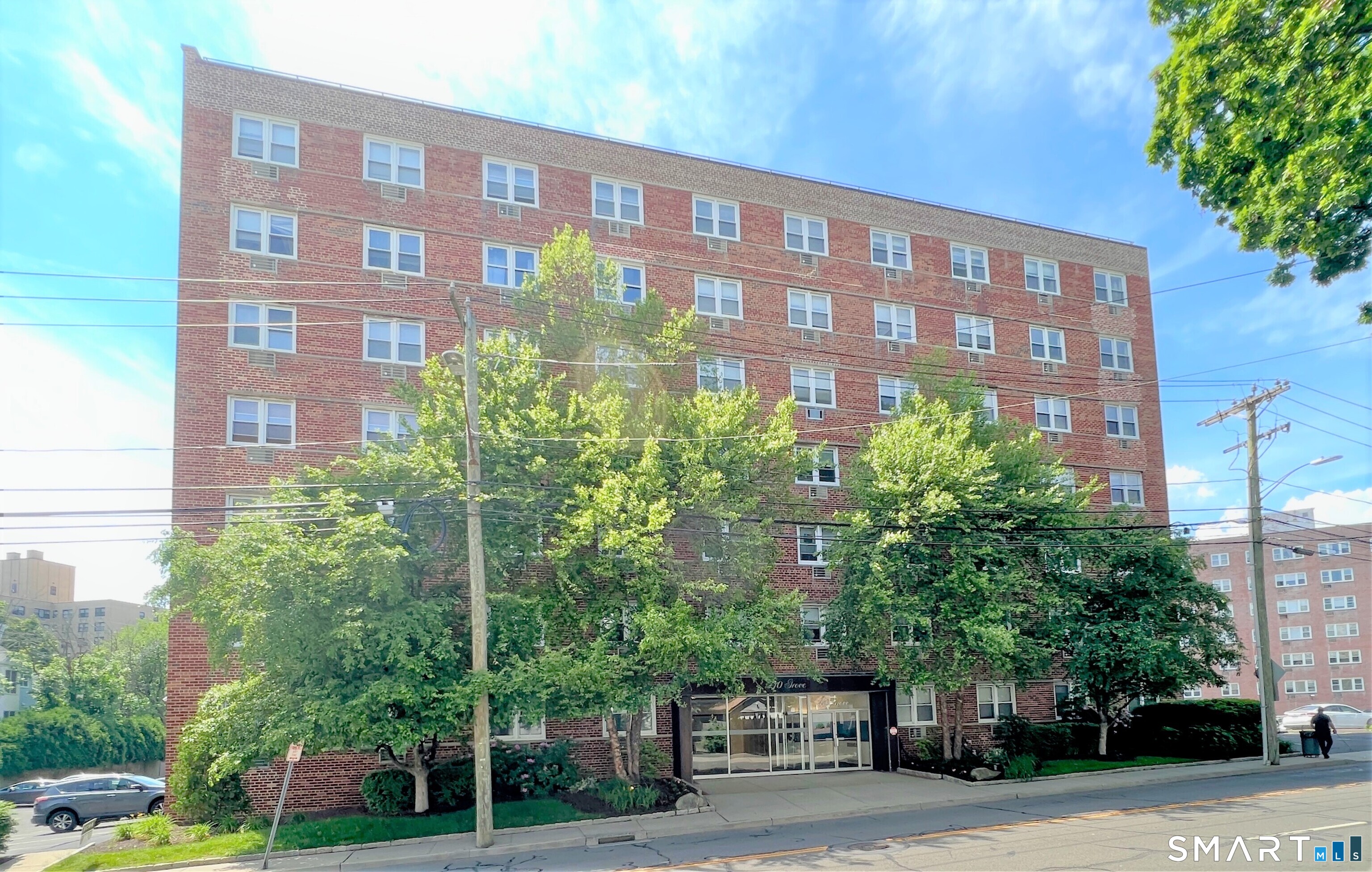140 Grove Street, Unit 2H Stamford, CT 06901 - Photo 2 of 21