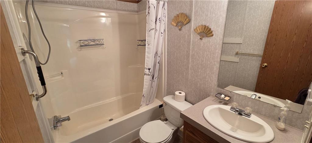 369 Smithfield Highhouse Road Smithfield, PA 15478 - Photo 12 of 20