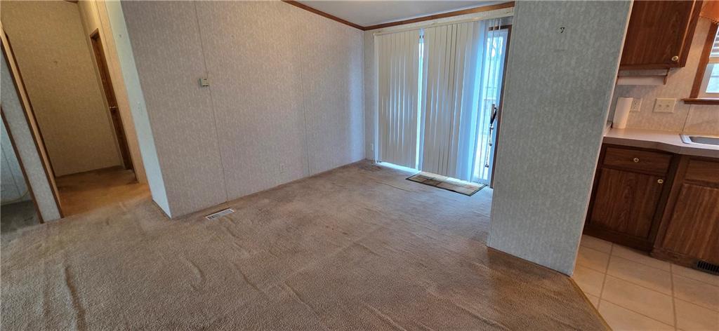 369 Smithfield Highhouse Road Smithfield, PA 15478 - Photo 4 of 20