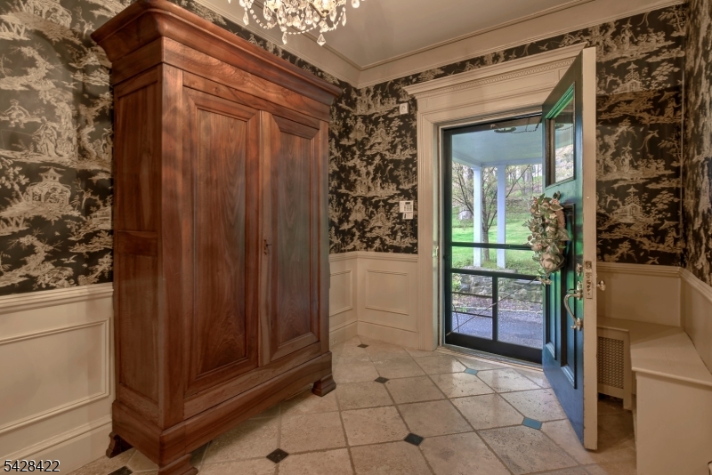 270 Mendham Road Bernardsville, NJ 07924 - Photo 6 of 30