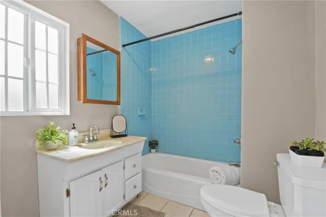 $3,900 | 13439 Roselle Avenue, Hawthorne, CA 90250