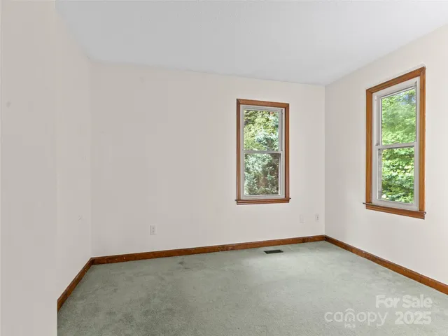 $650,000 | 151 Heatherly Heights Road, Saluda, NC 28773