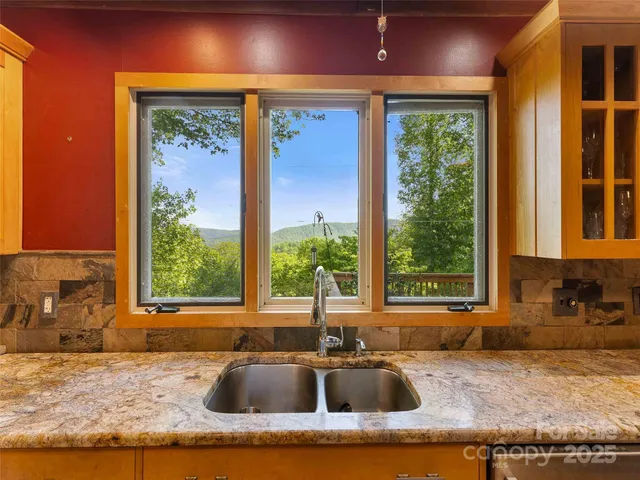 $650,000 | 151 Heatherly Heights Road, Saluda, NC 28773