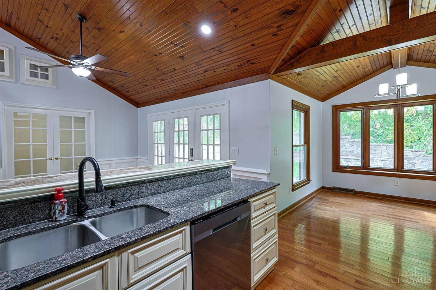 3304 Wagner Road Cincinnati, OH 45245 - Photo 19 of 69 Gallery Image 19