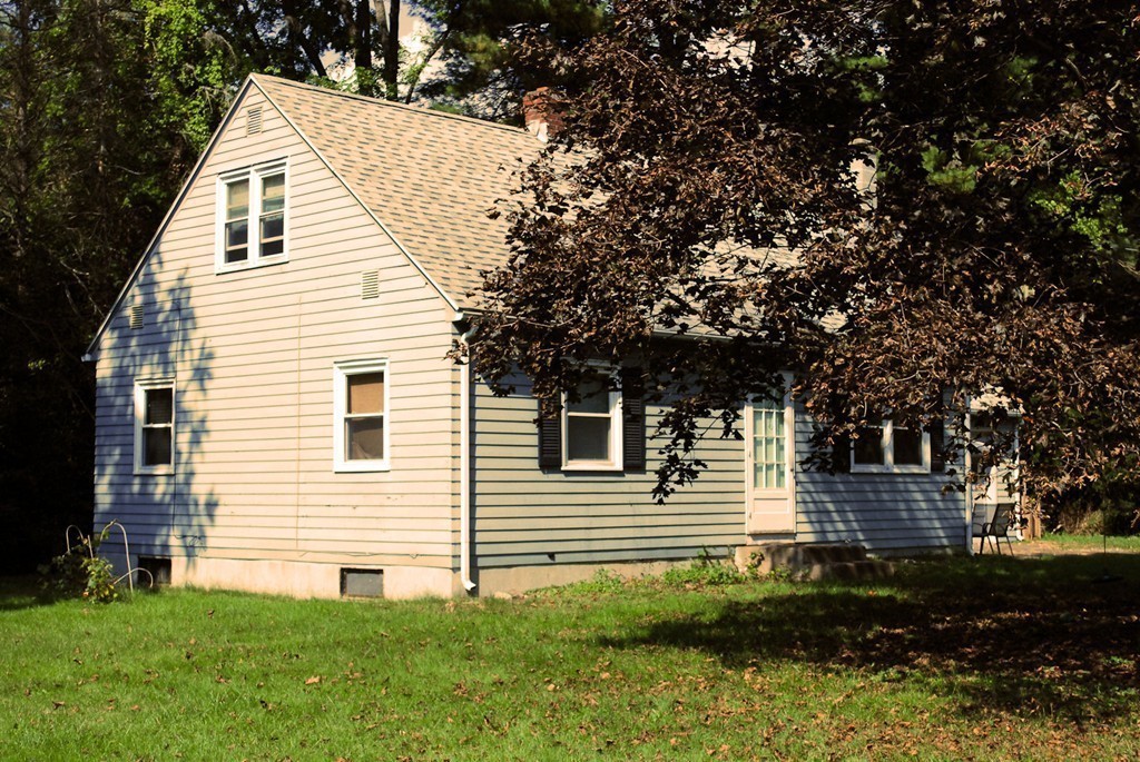 41 East Hadley Road Amherst, MA 01002 - Photo 17 of 19 Gallery Image 17