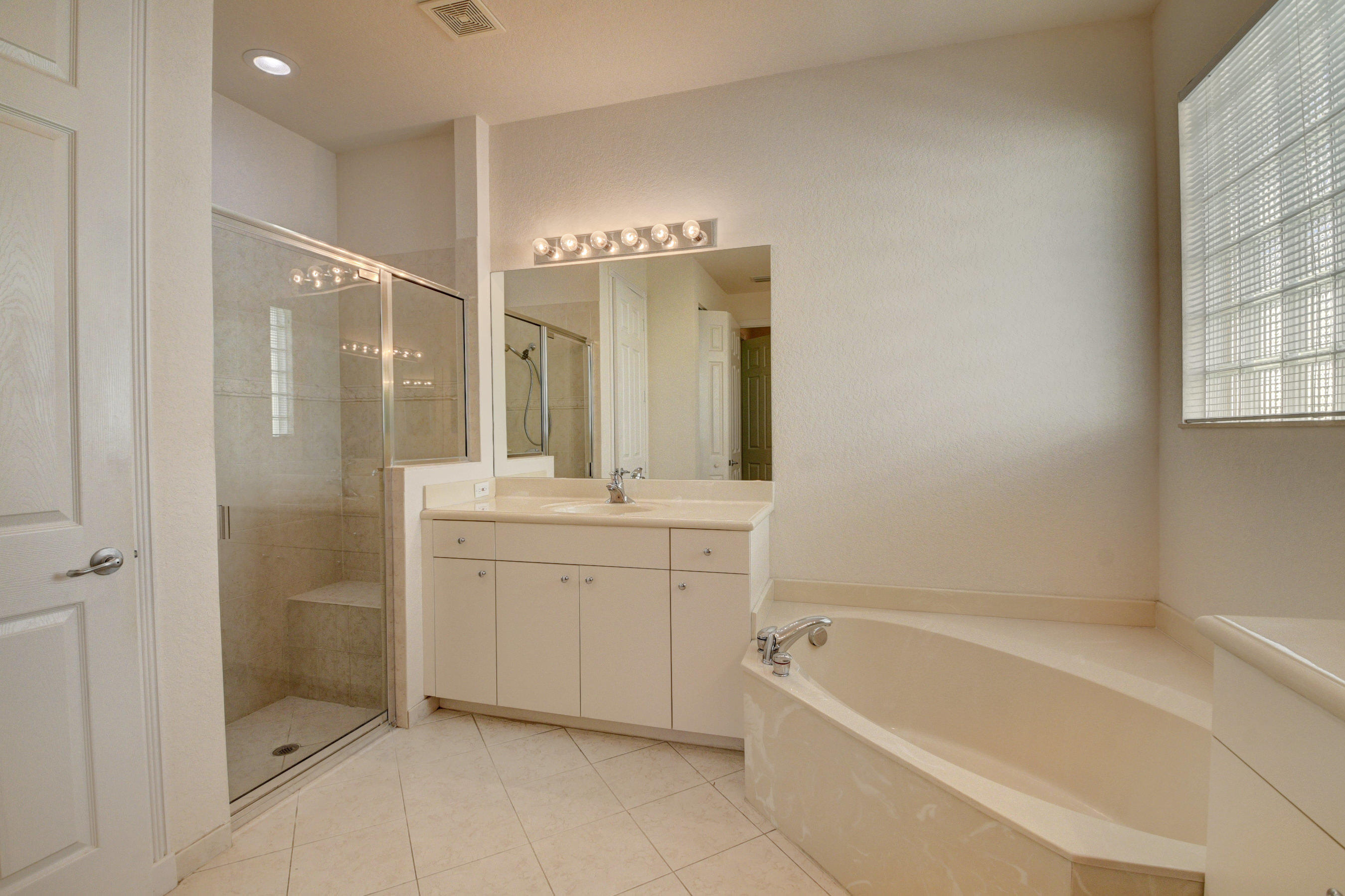 9583 Isles Cay Drive Delray Beach, FL 33446 - Photo 13 of 47 Master bath