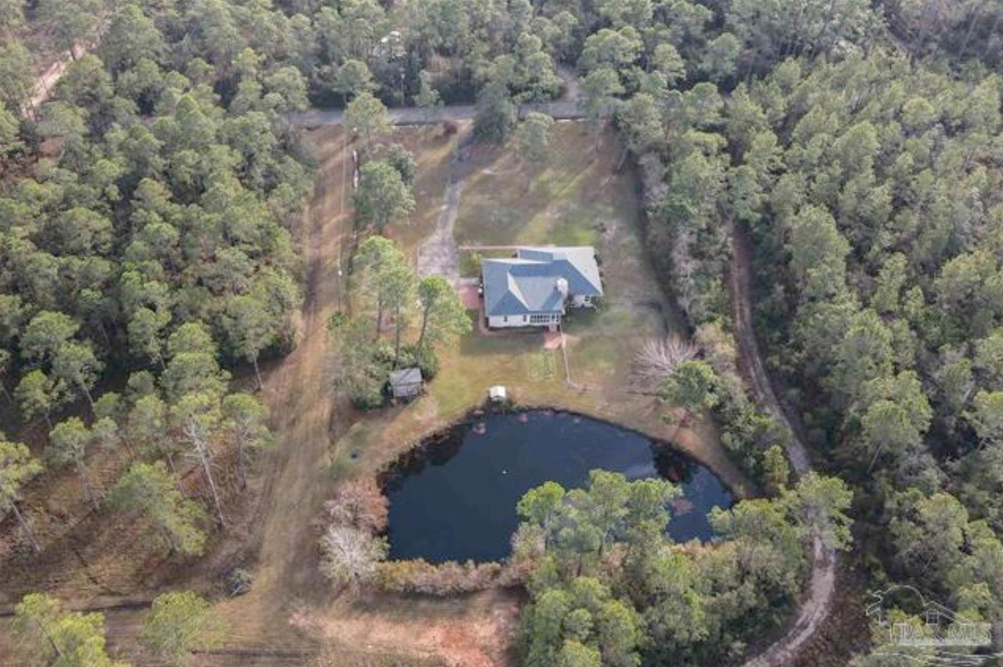 3075 Robinson Point Road Milton, FL 32583 - Photo 7 of 34