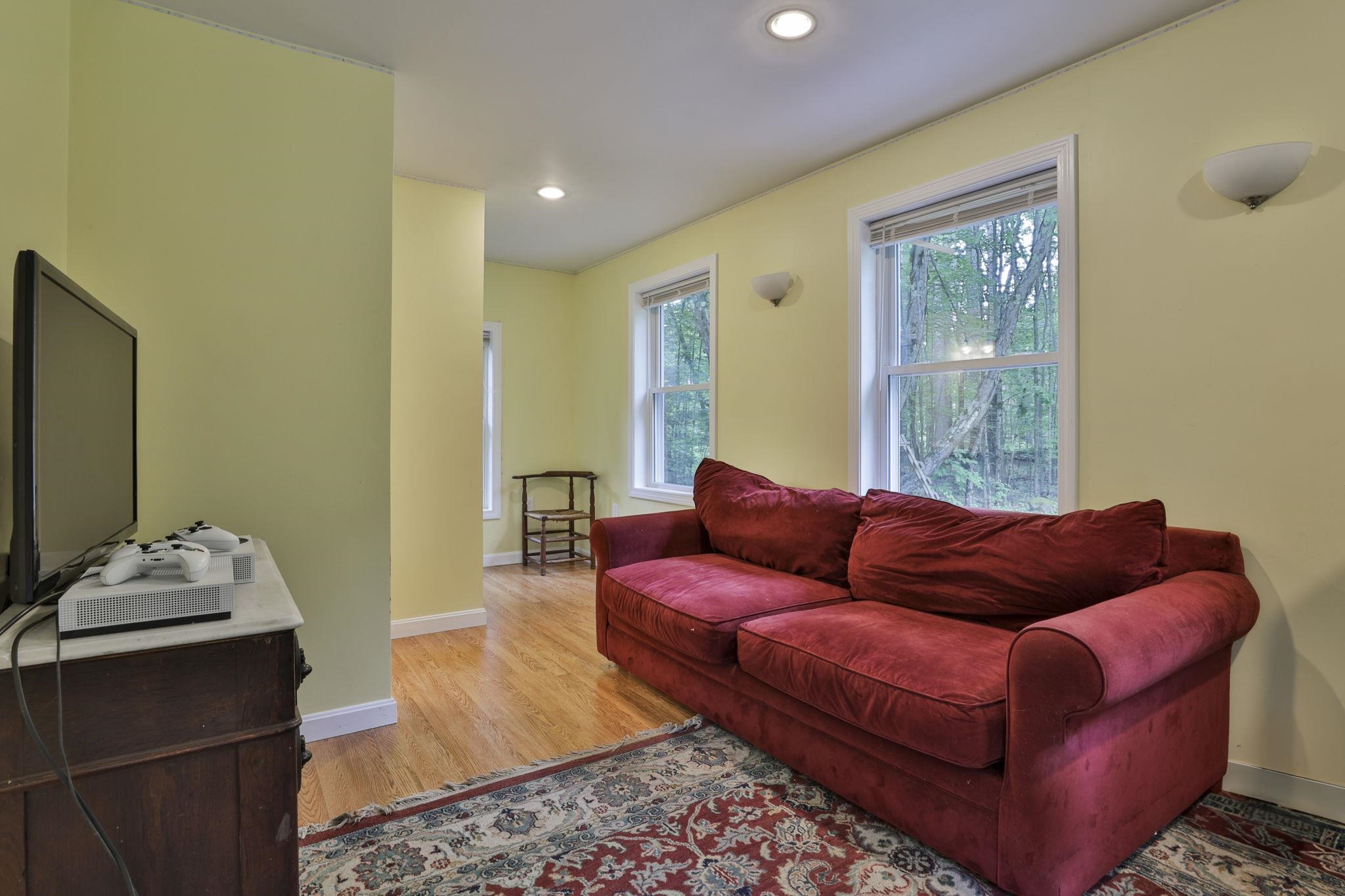 221 Hayden Road Hollis, NH 03049 - Photo 22 of 36