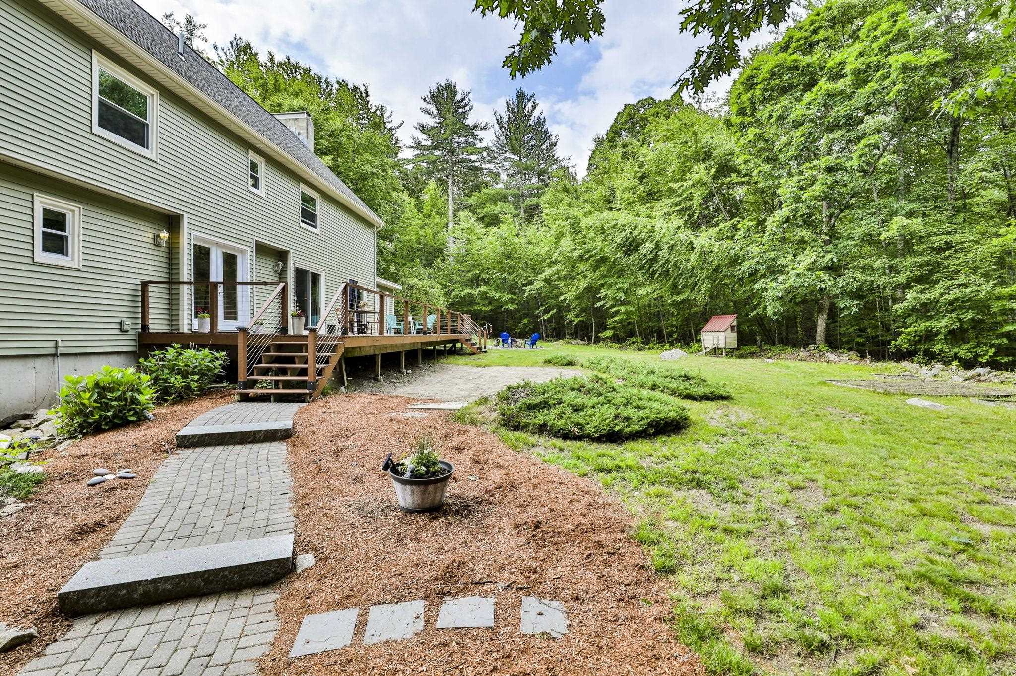221 Hayden Road Hollis, NH 03049 - Photo 4 of 36