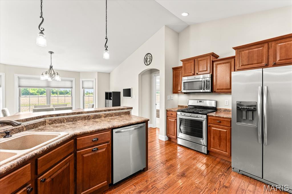 278 Shadowbrooke Troy, IL 62294 - Photo 5 of 19