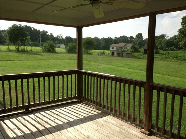 166 Howard Road White Bluff, TN 37187 - Photo 6 of 12 Gallery Image 6