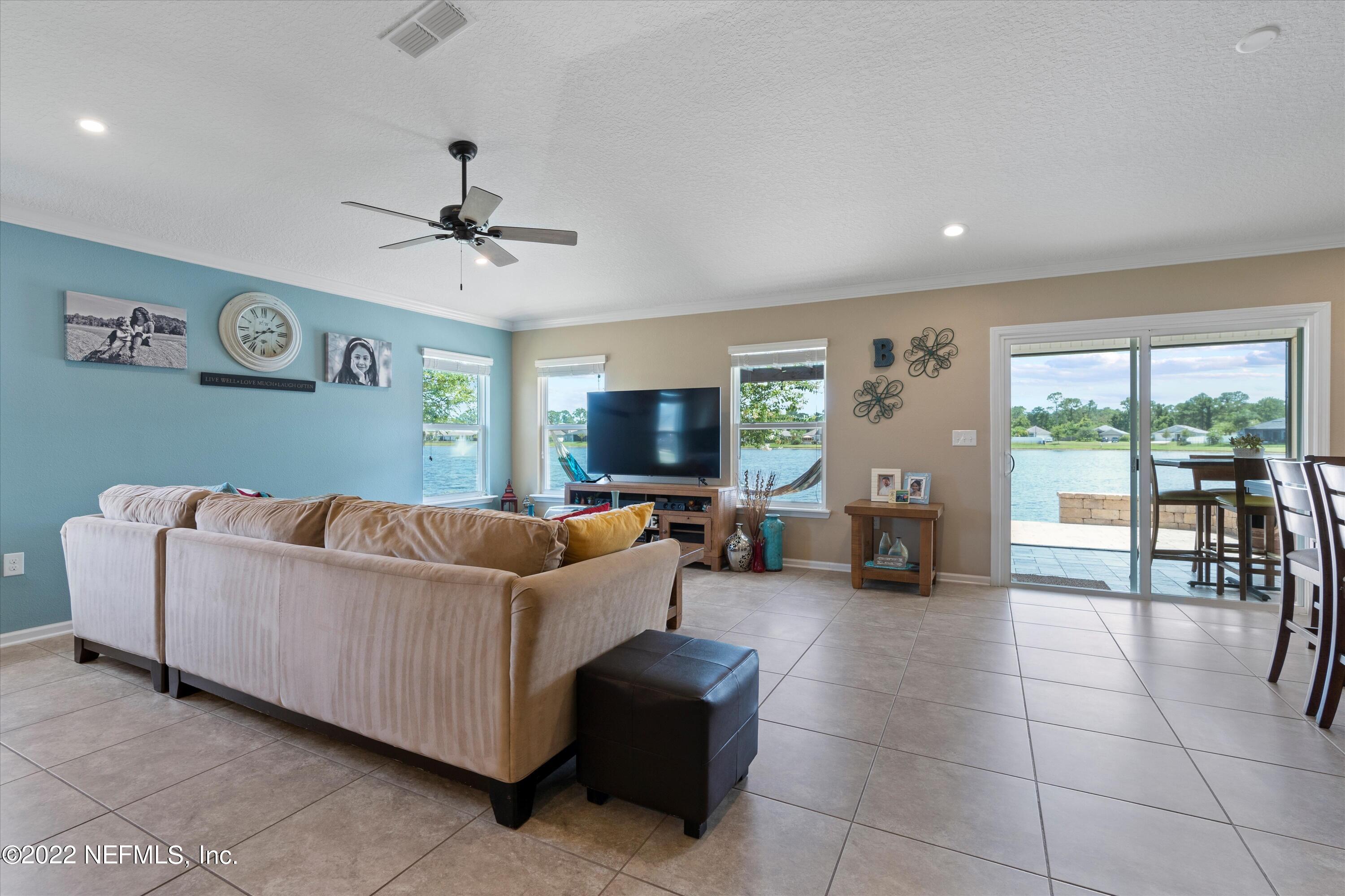 654 Deer Crossing Road St. Augustine, FL 32086 - Photo 20 of 43 20-Living Room