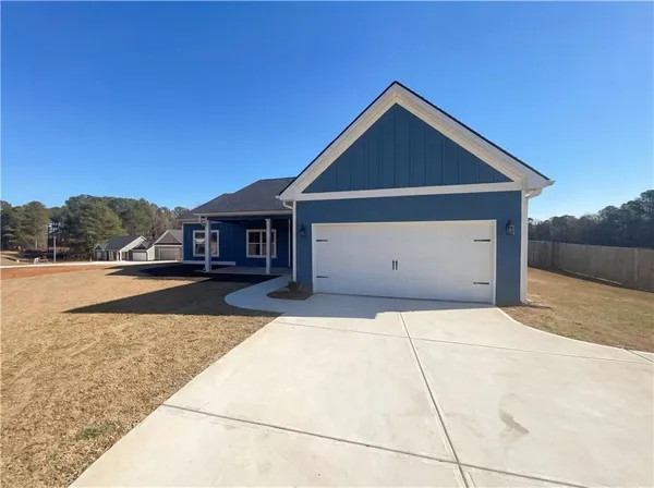 $323,000 | 104 Charlie Fuller Road, Grantville, GA 30220