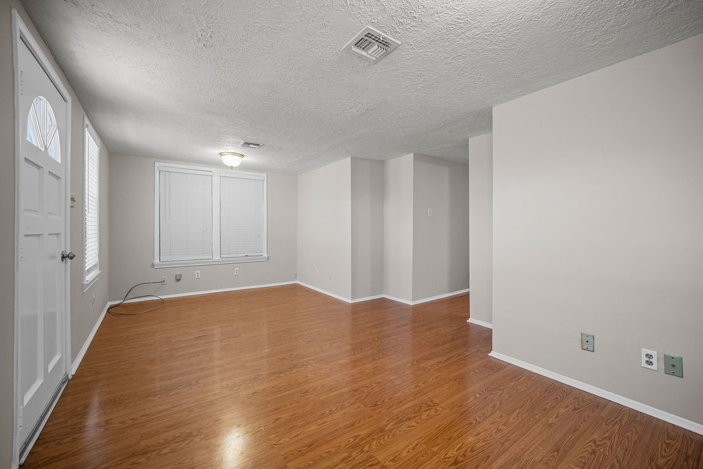 413 East Fulton Street Sinton, TX 78387 - Photo 2 of 27