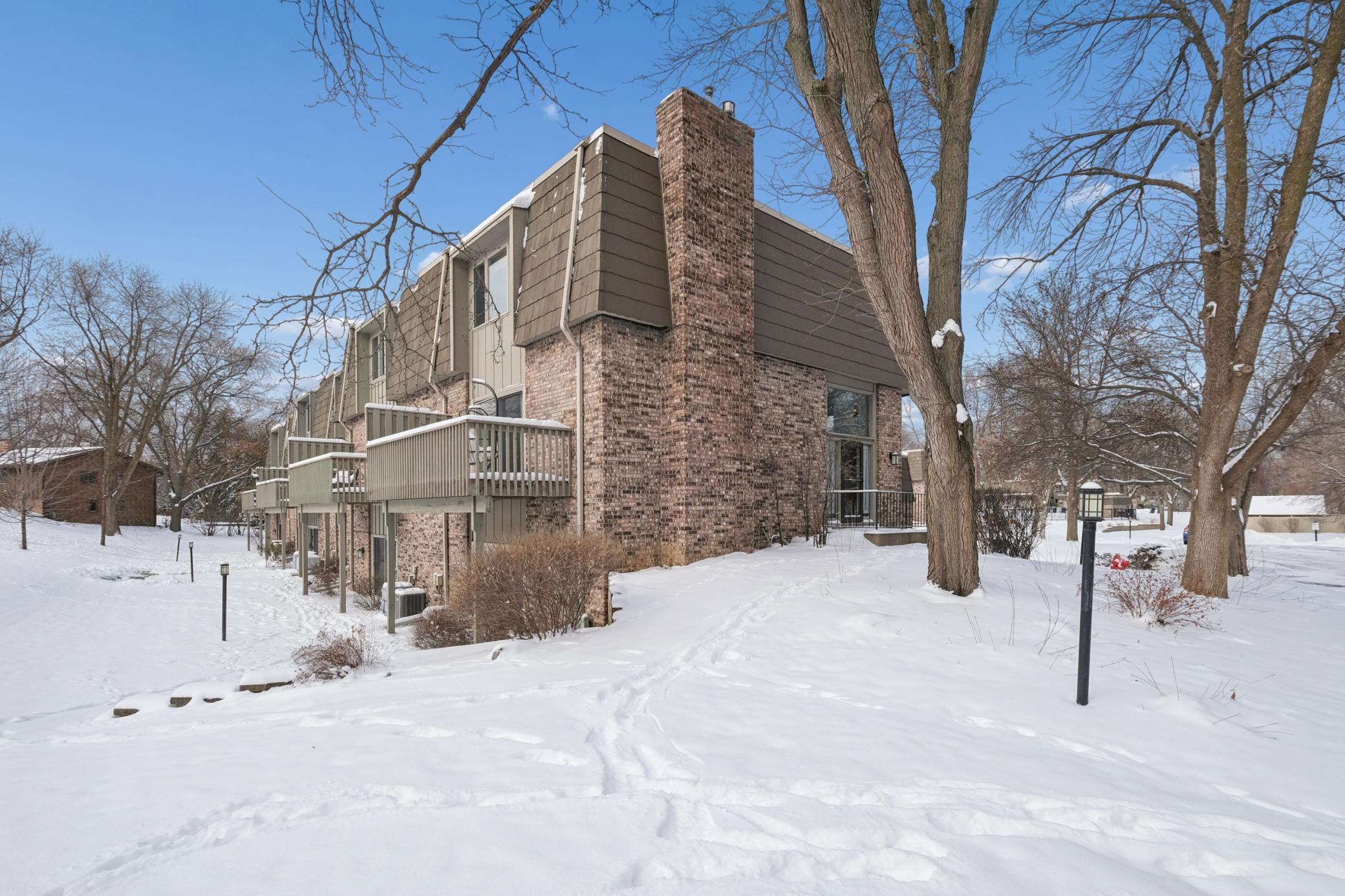 10346 Berkshire Road Bloomington, MN 55437 - Photo 23 of 26