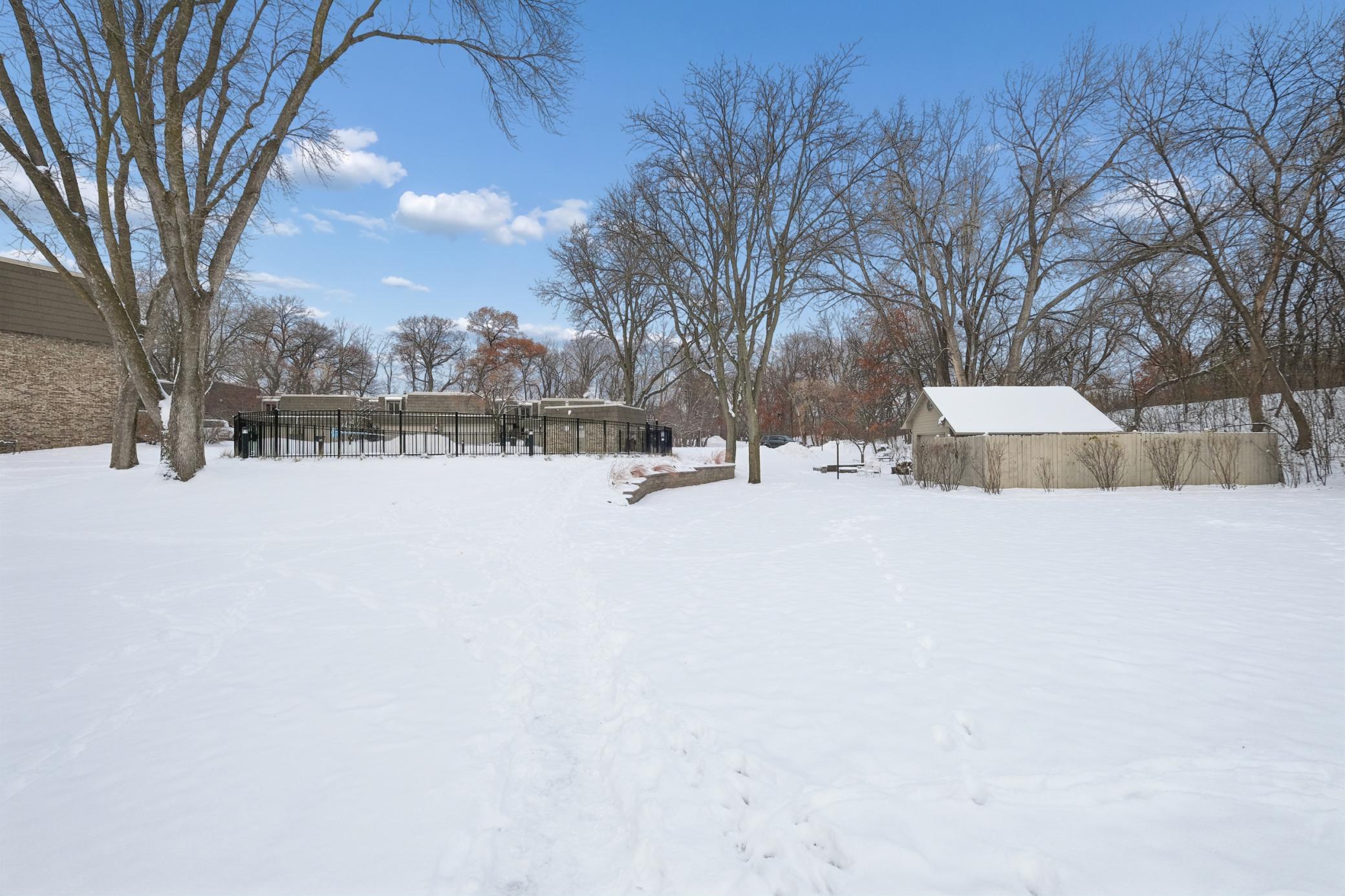 10346 Berkshire Road Bloomington, MN 55437 - Photo 26 of 26