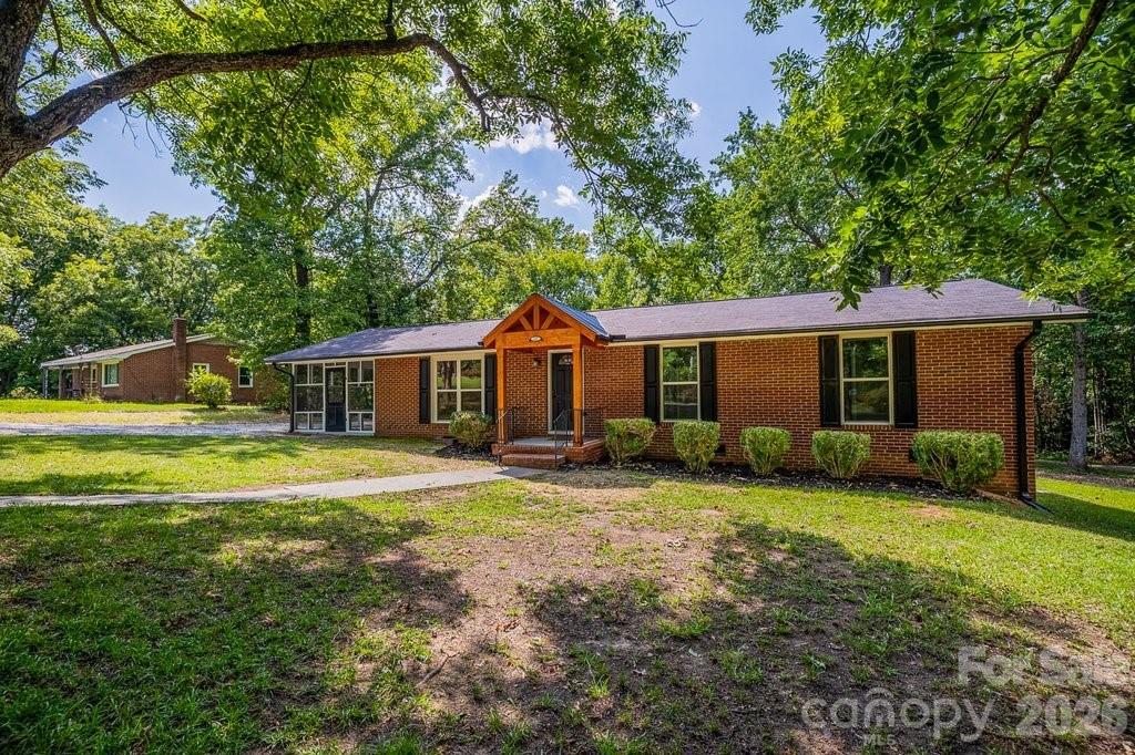 139 State Rd S-44-313 Union, SC 29379 - Photo 4 of 42