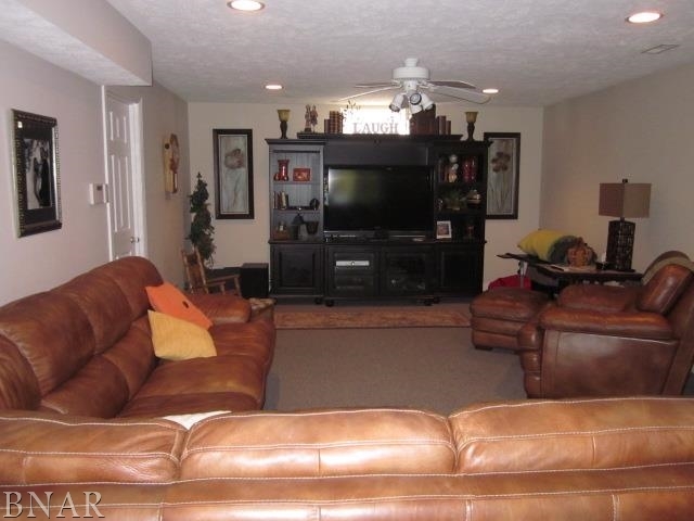 13894 Deer Ridge Road Bloomington, IL 61705 - Photo 19 of 30