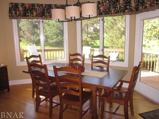 13894 Deer Ridge Road Bloomington, IL 61705 - Photo 8 of 30