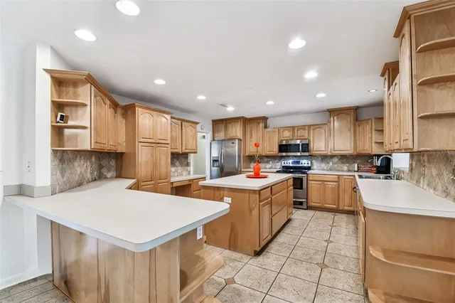 $4,500 | 4508 Henderson Boulevard, Tampa, FL 33629