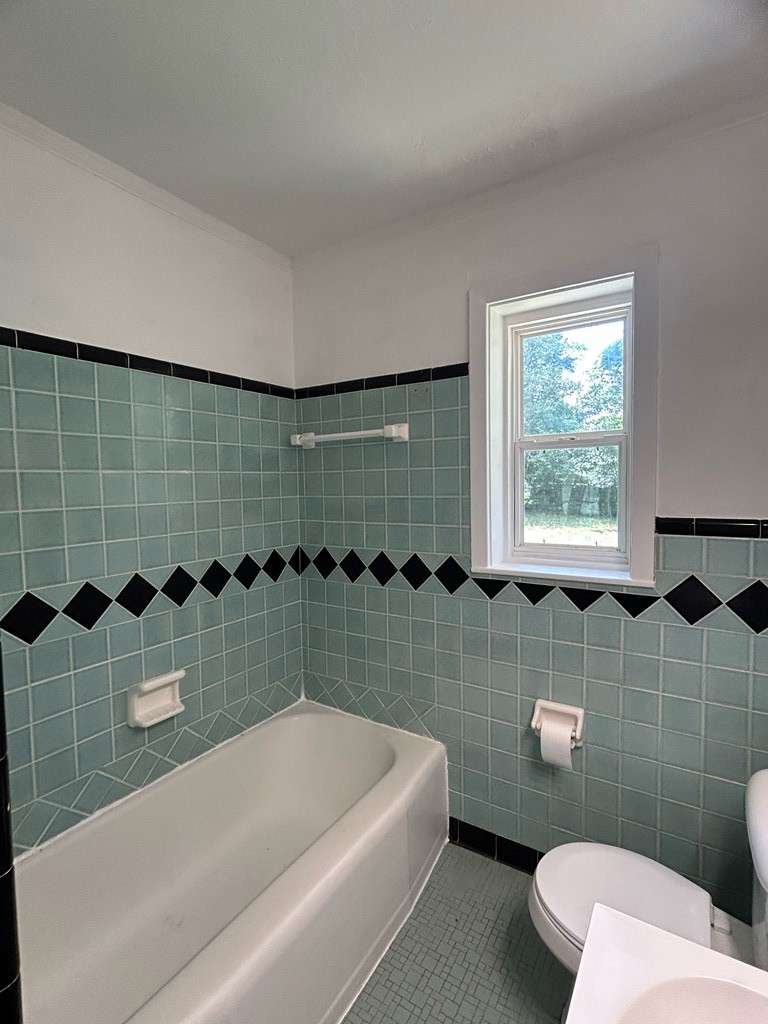 106 Tv Road Dothan, AL 36301 - Photo 21 of 35 Bathroom
