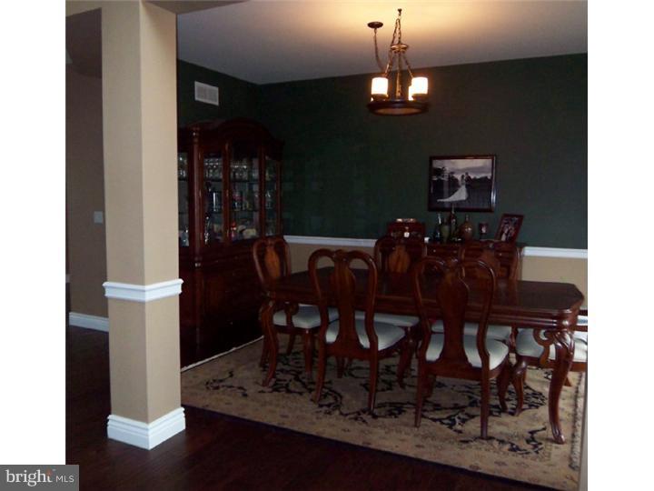 272 Jennings Way Mickleton, NJ 08056 - Photo 4 of 23 Dining Room