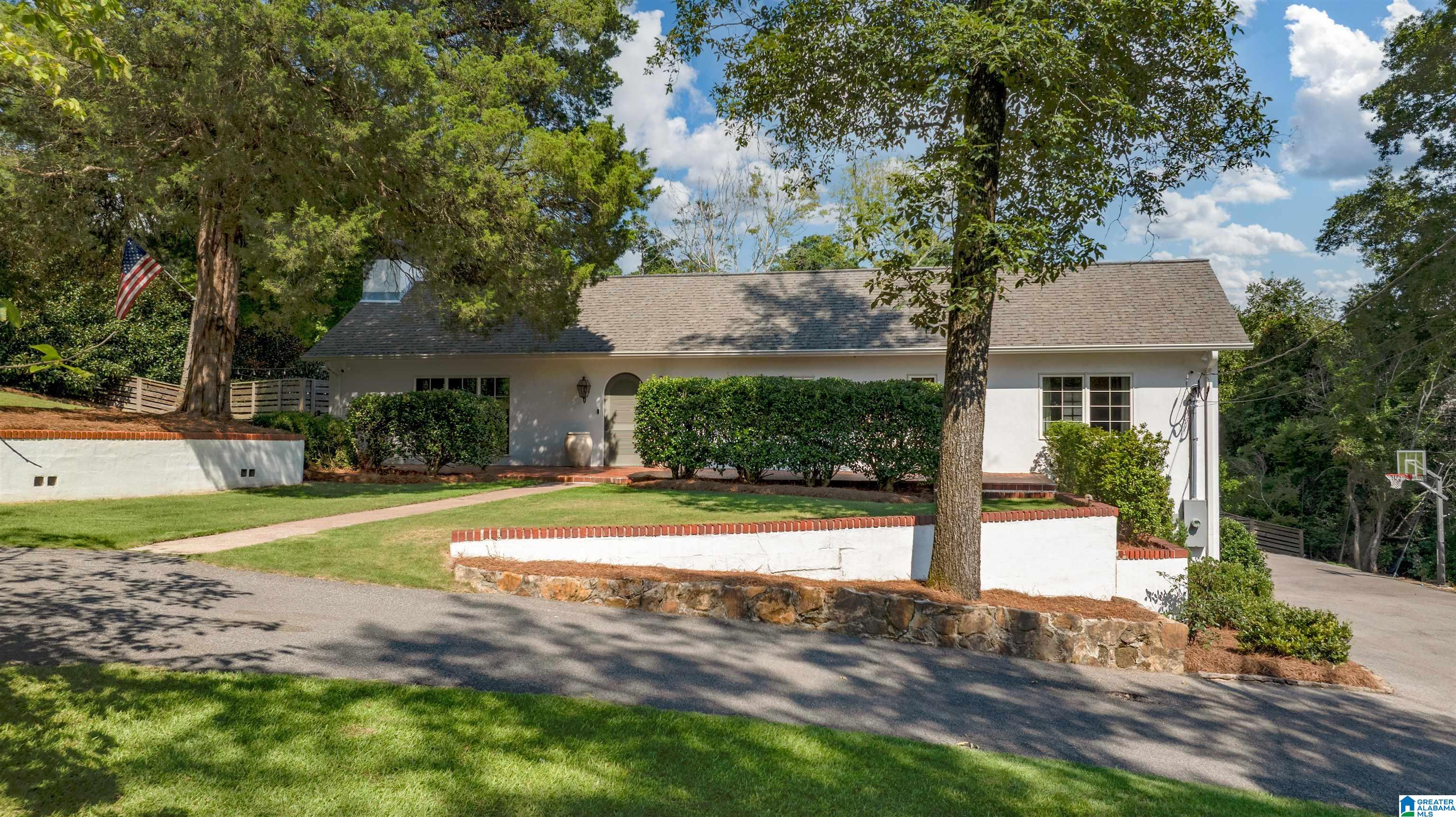 4225 Caldwell Mill Road Birmingham, AL 35243 - Photo 2 of 48