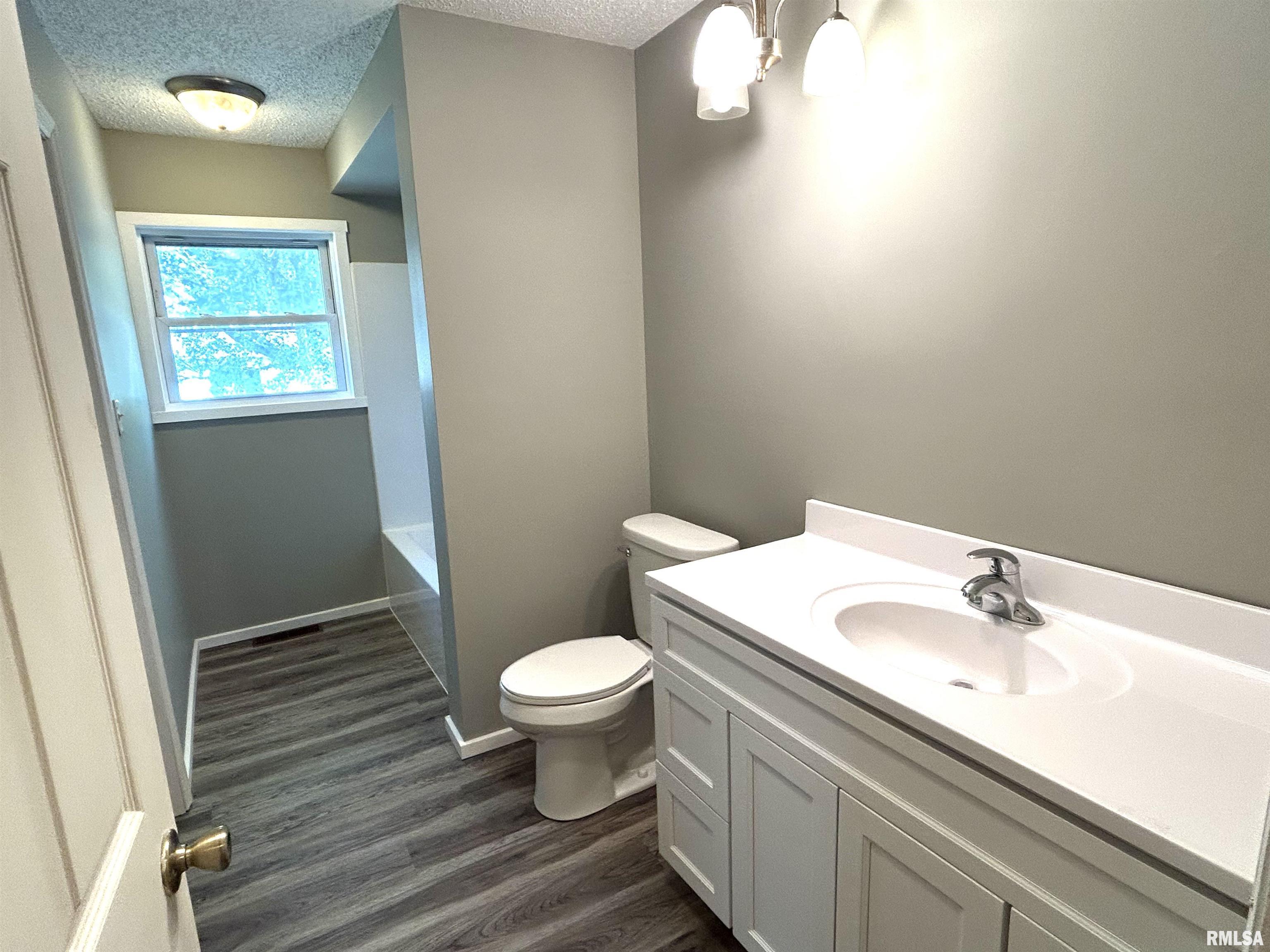 744 Cardinal Road Carbondale, IL 62901 - Photo 22 of 38