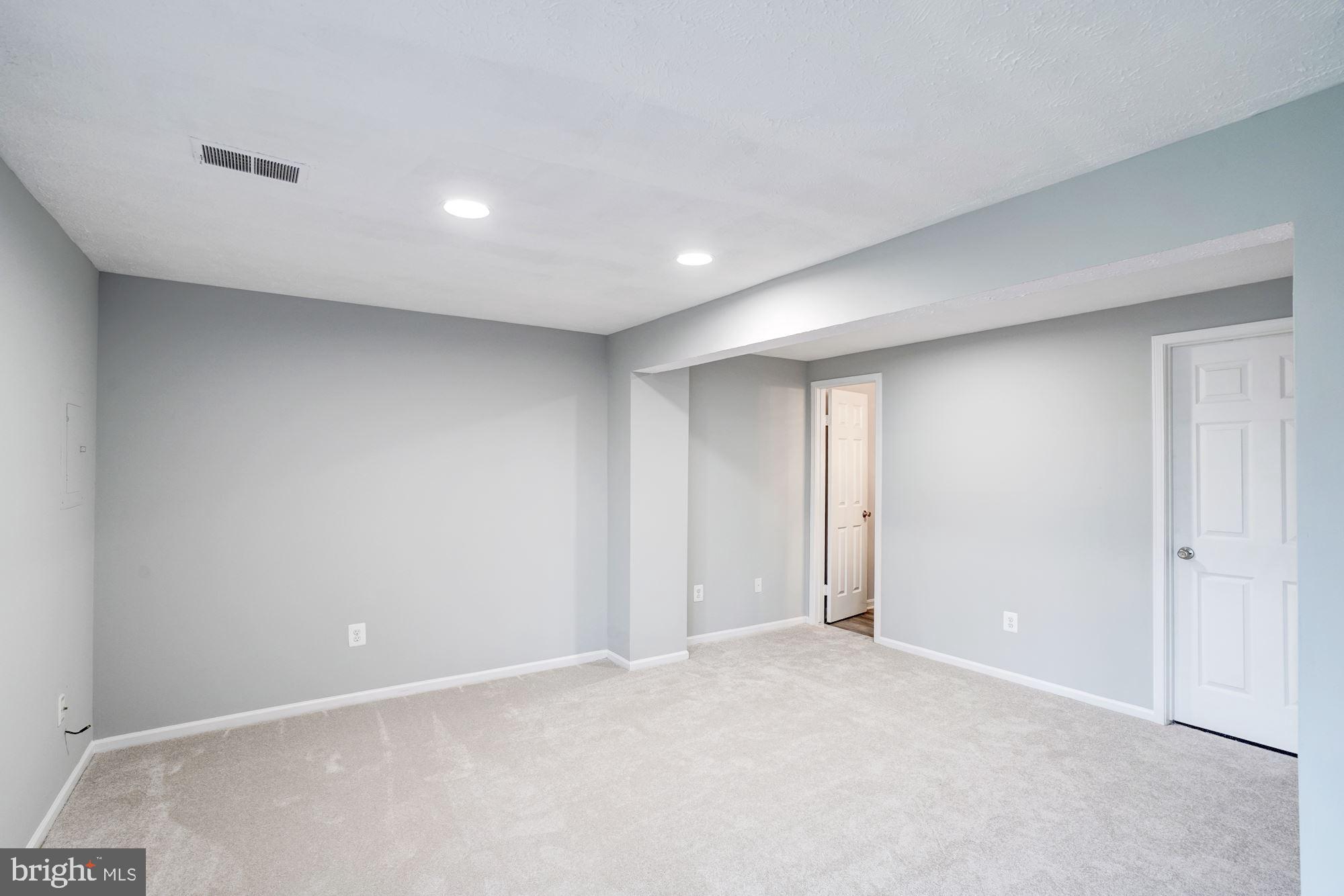 10968 Granby Court Reston, VA 20191 - Photo 25 of 33 a view of an empty room