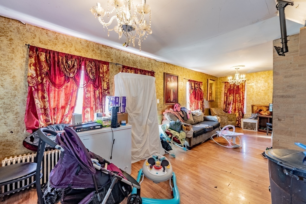 41 Tyler Street Springfield, MA 01109 - Photo 13 of 19 Gallery Image 13