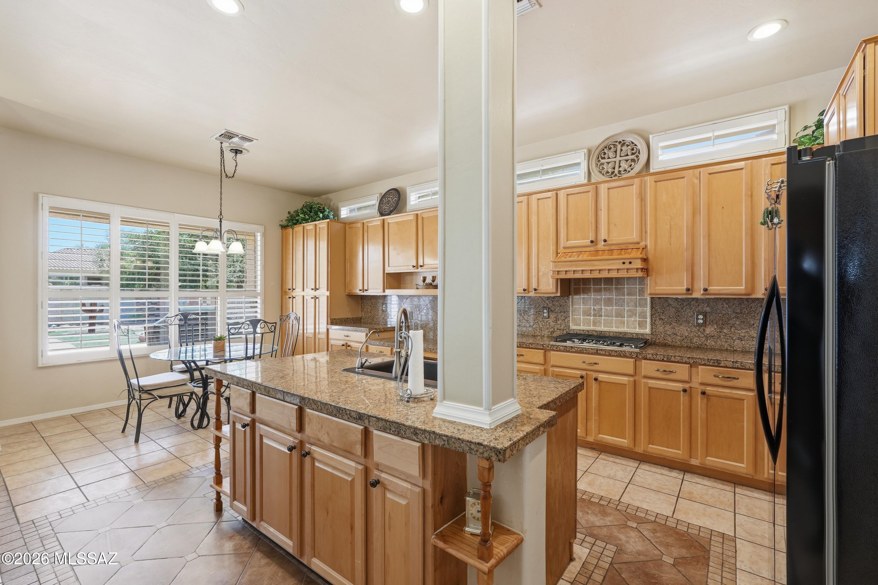 7693 West Sunlark Way Tucson, AZ 85743 - Photo 24 of 43