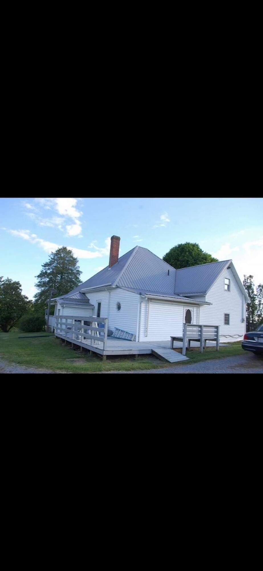 132 Hyatt Road Jonesville, VA 24263 - Photo 4 of 29 received_398818611639384