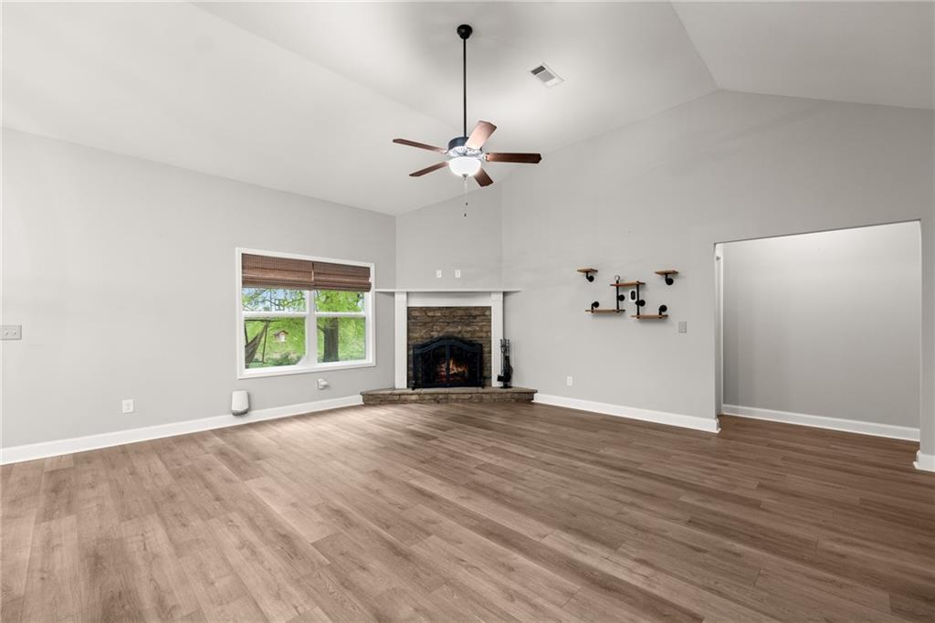 65 Academy Street Pendergrass, GA 30567 - Photo 13 of 38