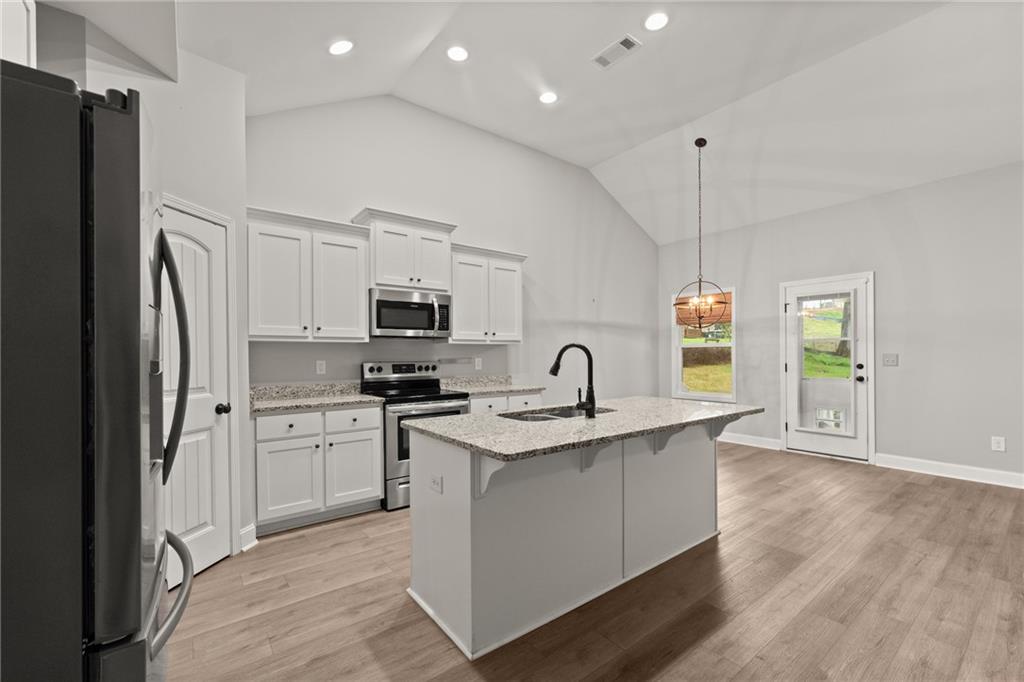 65 Academy Street Pendergrass, GA 30567 - Photo 5 of 38