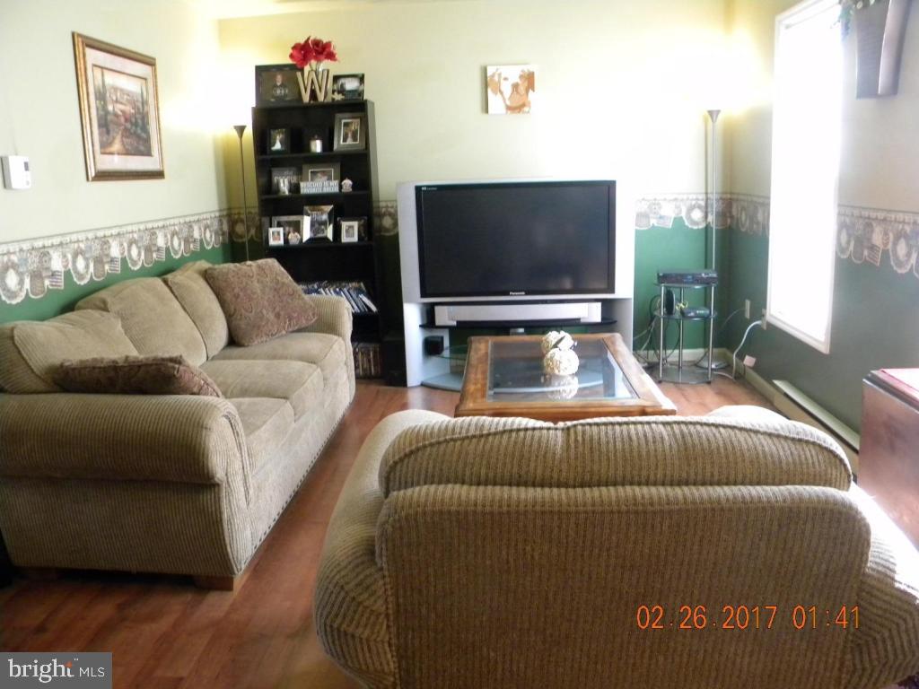 11 Pheasant Lane Lititz, PA 17543 - Photo 4 of 19