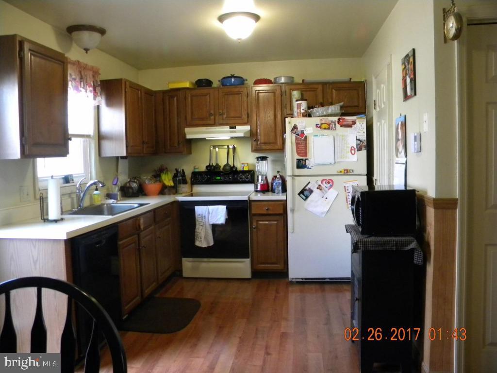 11 Pheasant Lane Lititz, PA 17543 - Photo 5 of 19