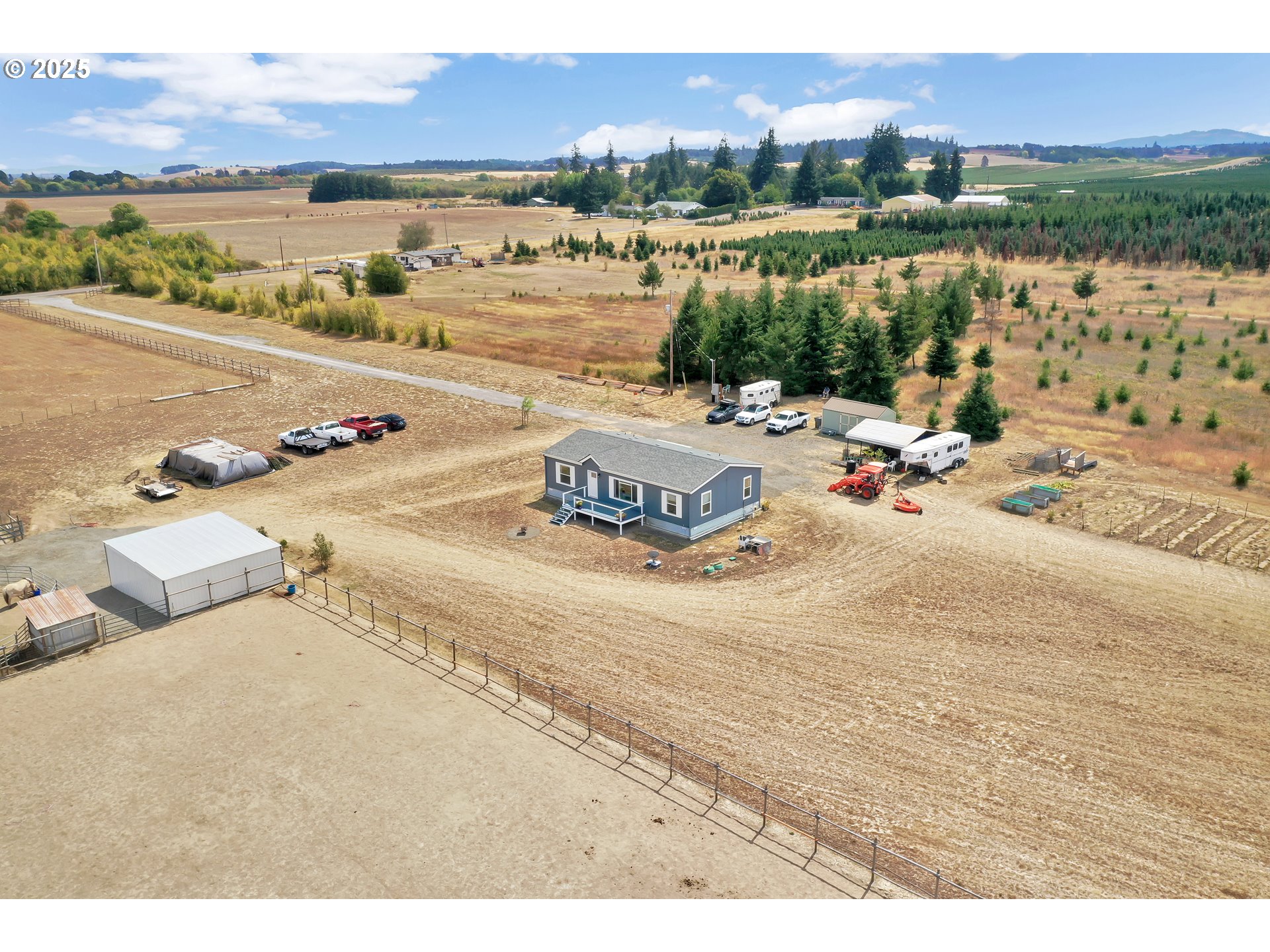 24550 Southwest Red Prairie Road Sheridan, OR 97378 - Photo 2 of 33 a view of a city