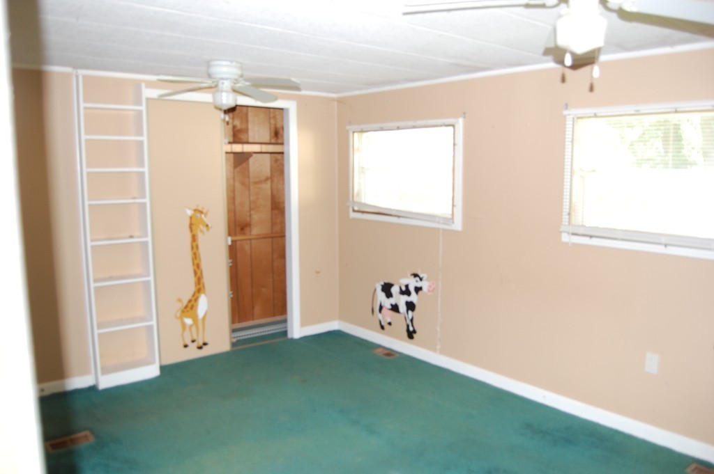 16 Center Depot Road Charlton, MA 01507 - Photo 13 of 19 Gallery Image 13