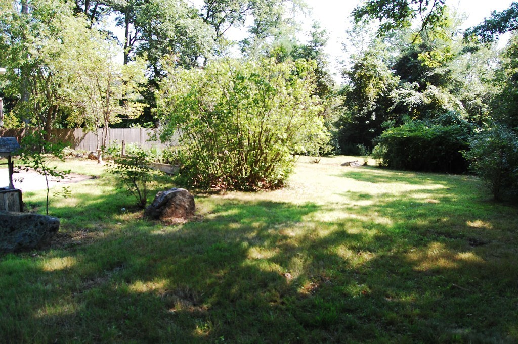 16 Center Depot Road Charlton, MA 01507 - Photo 8 of 19 Gallery Image 8