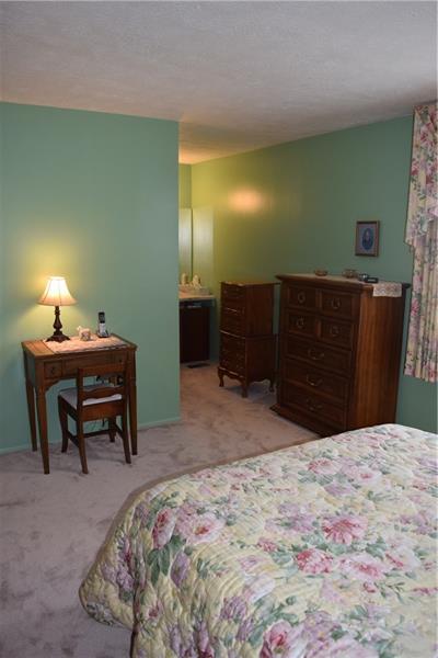 306 Countryside Drive McKees Rocks, PA 15136 - Photo 14 of 25